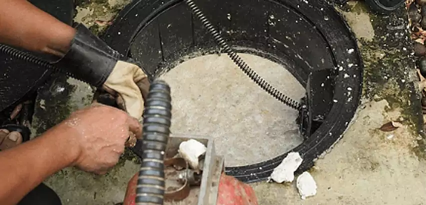 Fat Trap Cleaning in Englewood, NJ
