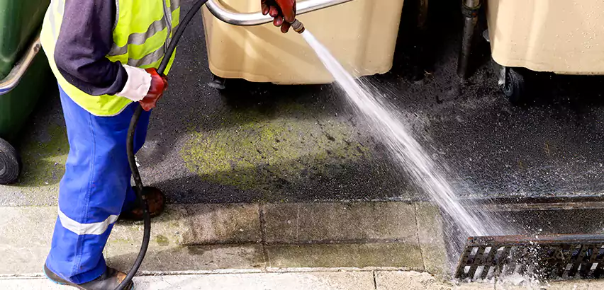 Storm Drain Jetting in Englewood